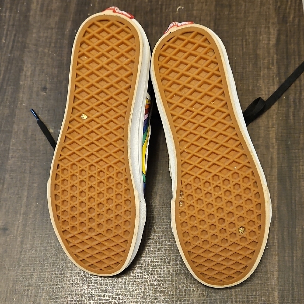 Vans Black and Red High-Top Sneakers - Picture 5 of 6